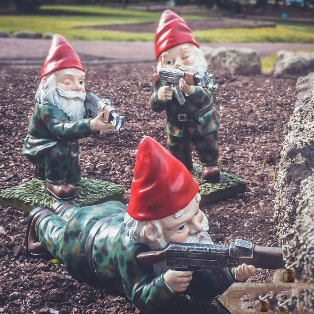 Drelix - Gnomo da giardino militare resistente per gioco e decorazione