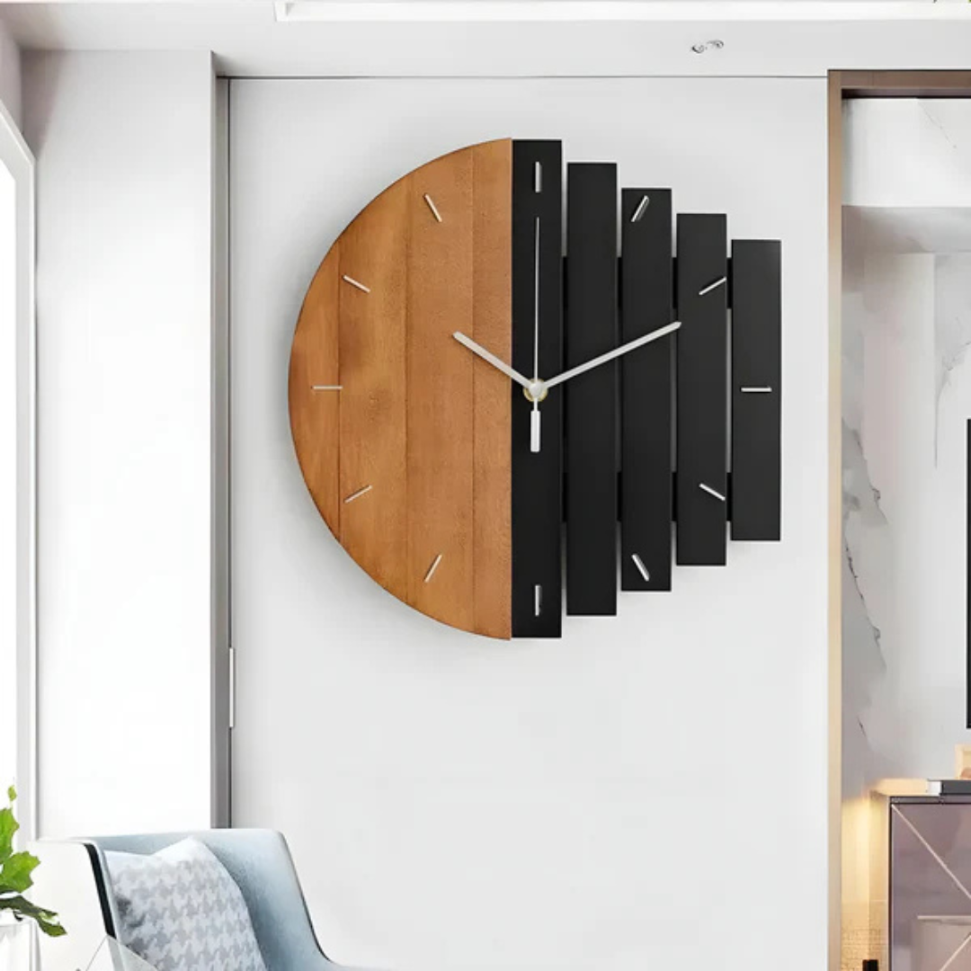 Orologio da parete grande in legno Vesper Luxe per un soggiorno elegante