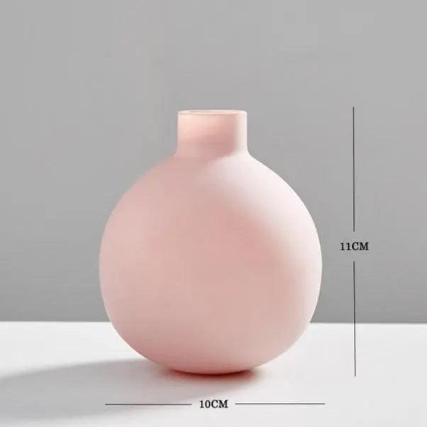 Collezione moderna di vasi in ceramica