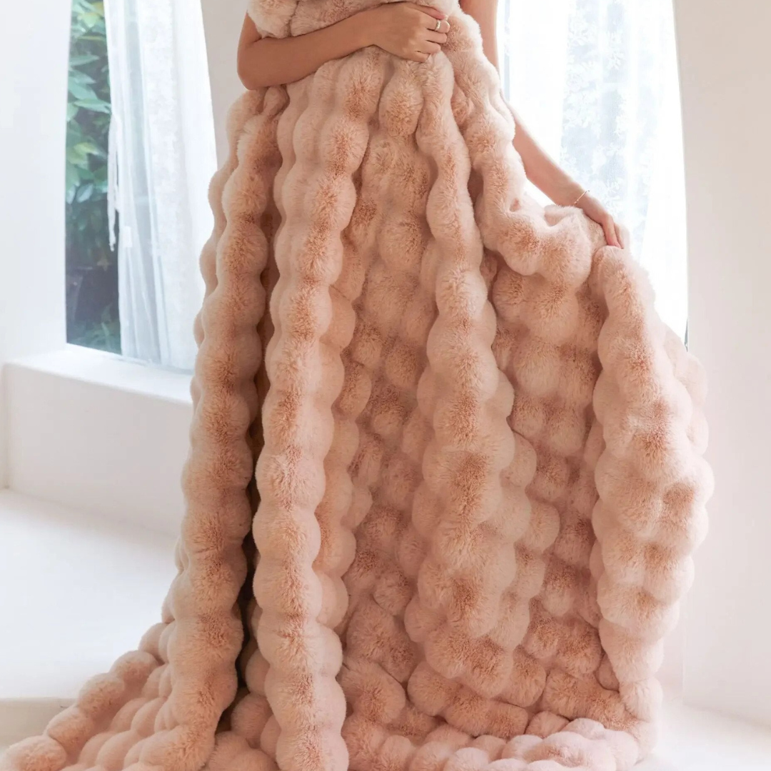 Comfort Estremo: Morbida Coperta in Pile per Coccolarsi a Letto e sul Divano, Ideale per Tutto l'Anno