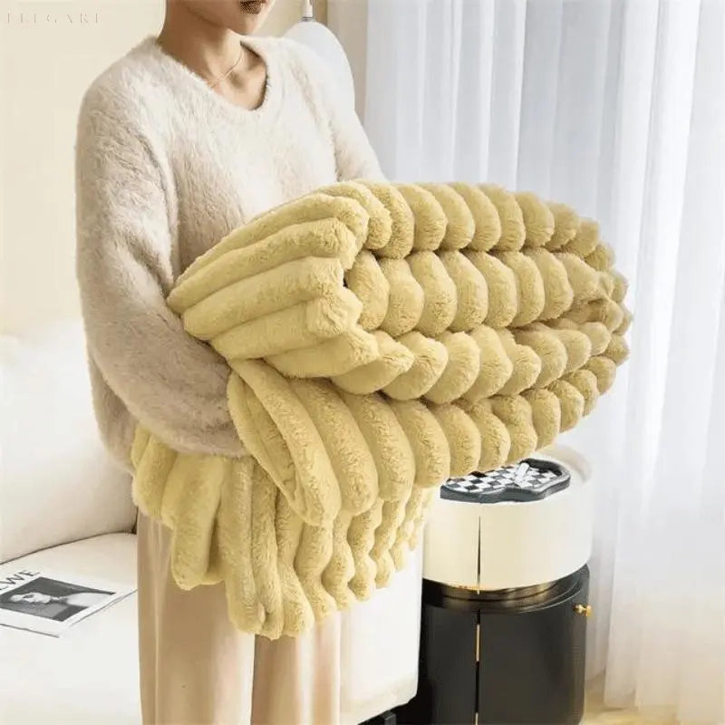 Coperta in pile super morbido Ultimate Comfort Luxe con finta pelle di pecora di alta qualità per abbracci caldi e un'atmosfera accogliente