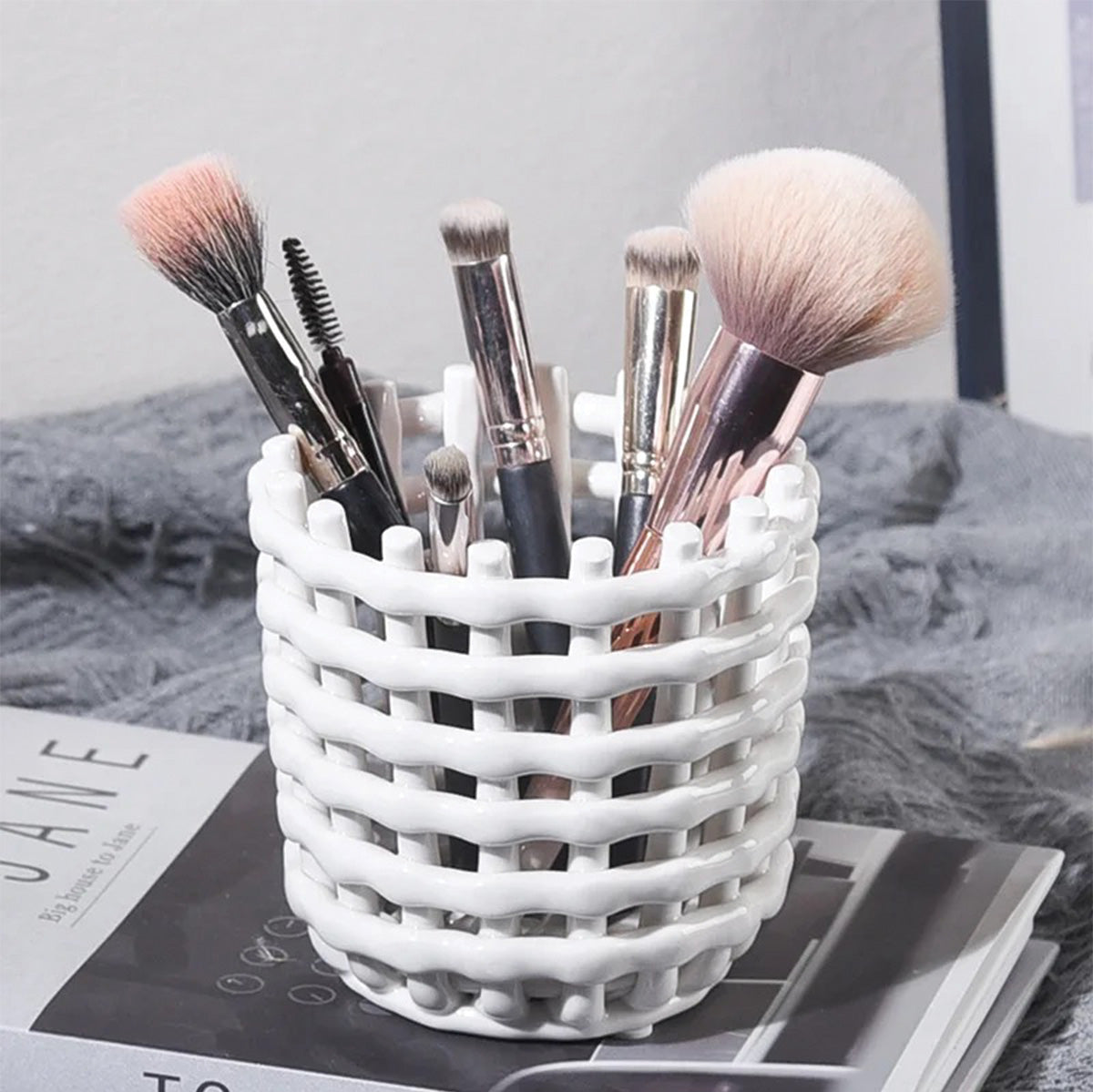 Collezione Forma Basket - Contenitore Elegante e Pratico per un Interno Sofisticato