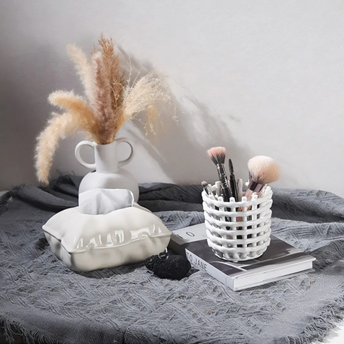 Collezione Forma Basket - Contenitore Elegante e Pratico per un Interno Sofisticato