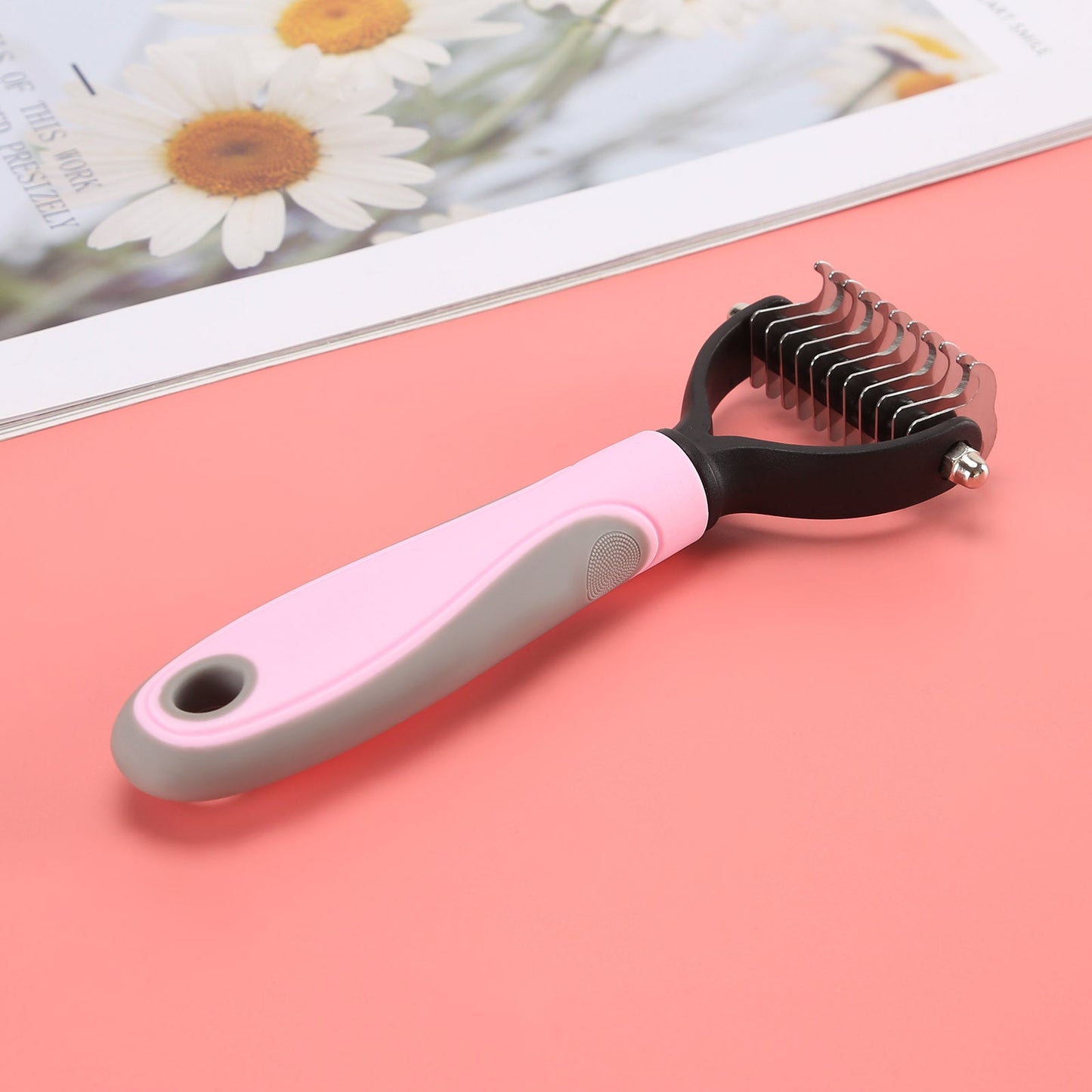 Spazzola per la cura del pelo animale con effetto calmante e rimozione efficace dei peli