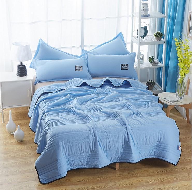 Coperta Estiva Fresca e Confortevole CoolBreeze - Cotone Leggero e Fibra di Bambù per Notti Perfettamente Fresche