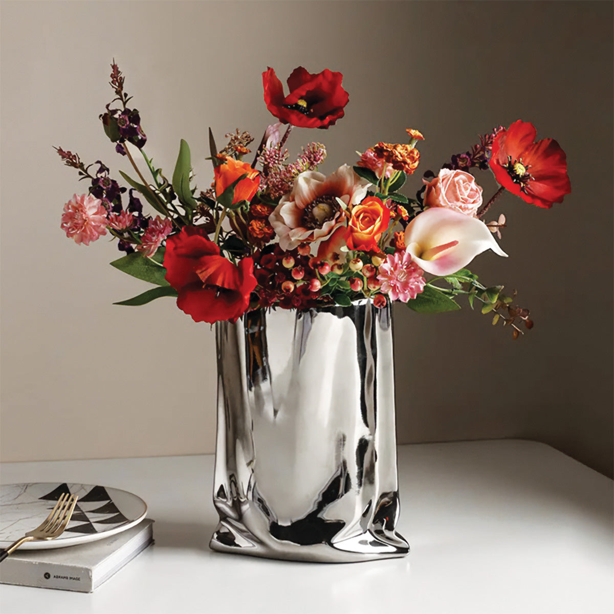 Elegante vaso a fiori plissettato | Decorazione contemporanea perfetta per tutte le tue stanze