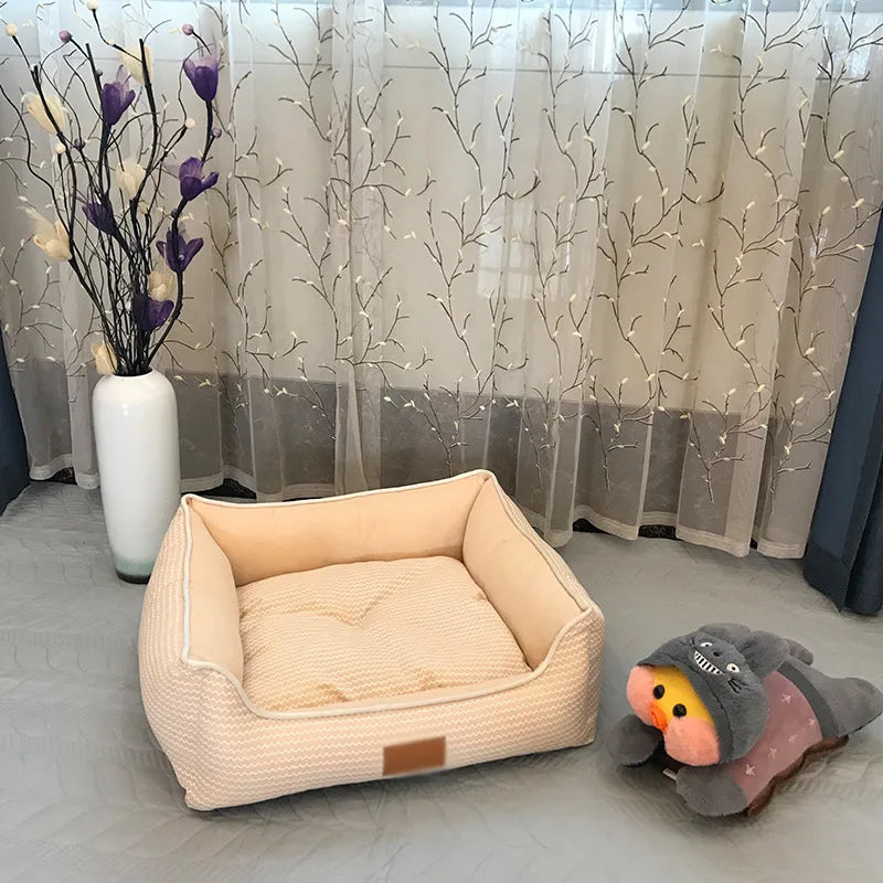 Cuccia quadrata di lusso per gatti e cuccioli per il massimo comfort