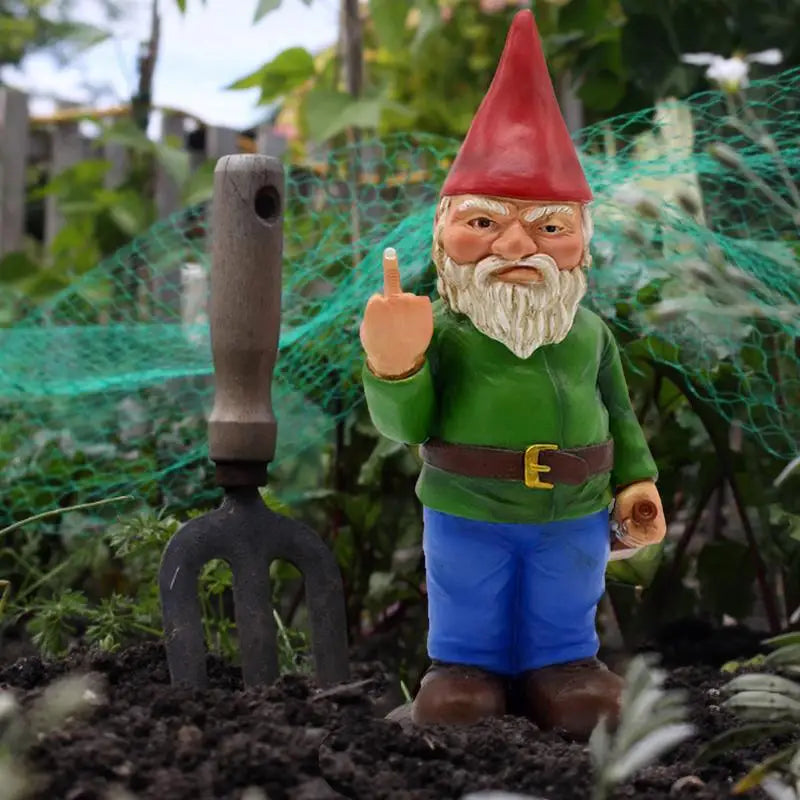 Cypria - Statua Divertente di Gnomo Ubriaco con Dito Medio per Giardino e Prato