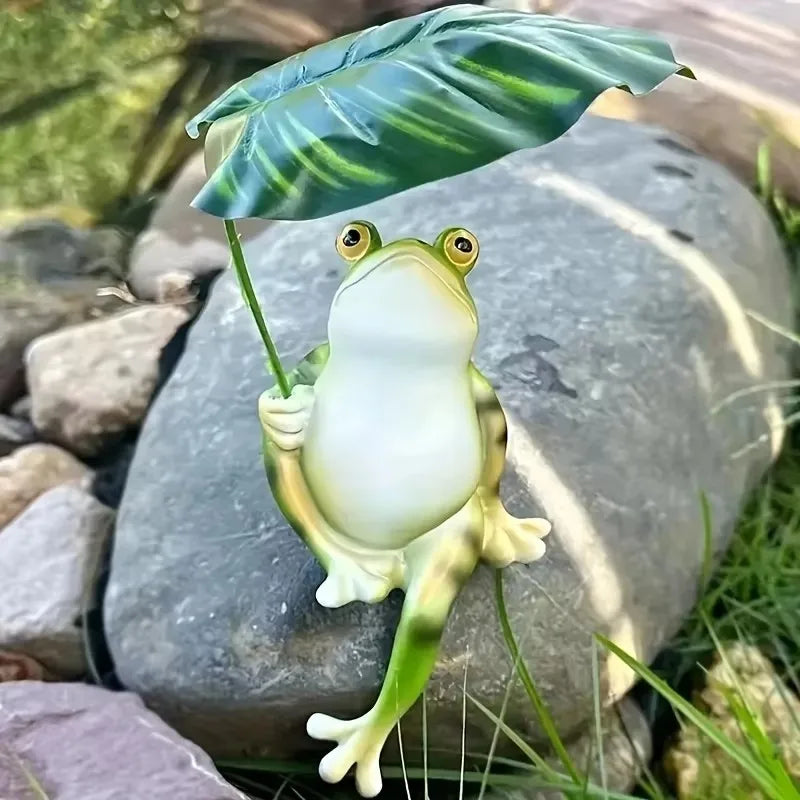 Prisca - Incantevole statuina di rana su foglia di loto per acquario, decorazione da giardino e ornamenti per balcone