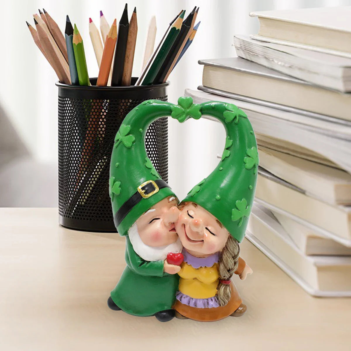Sabinae - Incantevole Figurina di Gnomo per Decorazioni da Giardino e Festa - Resina Fatta a Mano per un'Atmosfera Incantevole