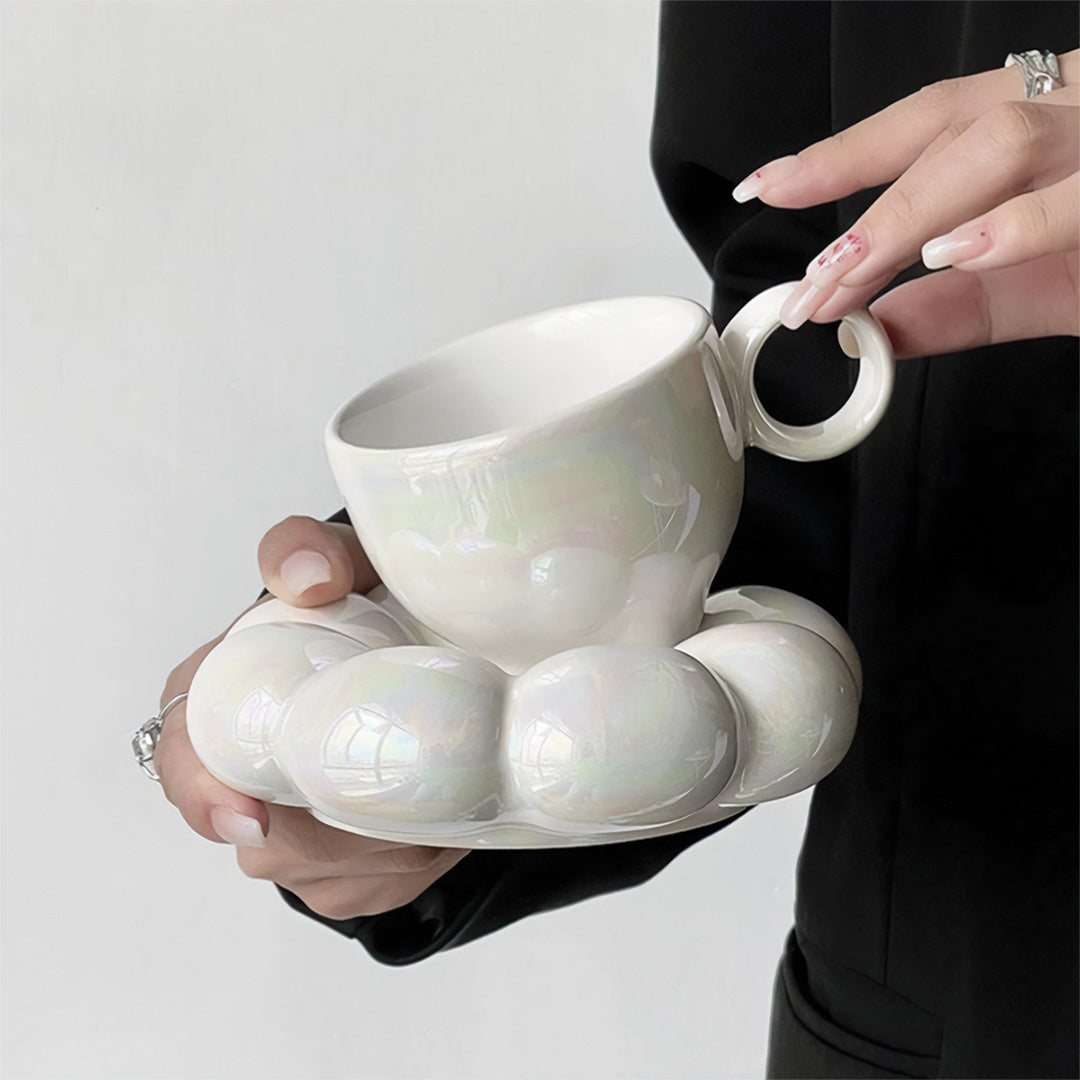 Tazza elegante con girasole e motivo floreale perfetta per una colazione splendida