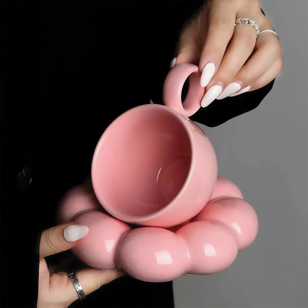 Tazza elegante con girasole e motivo floreale perfetta per una colazione splendida