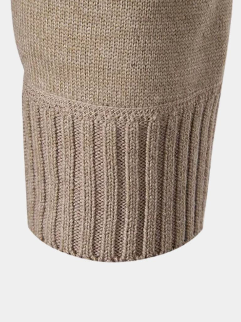 Clemens - Elegant classic knitted sweater with stylish cross and crown design