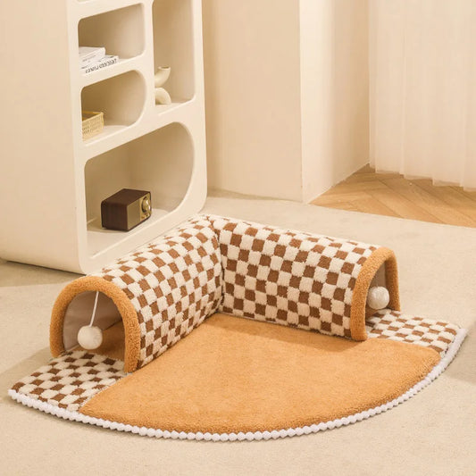 Tunnel da gioco e casa di lusso per gatti