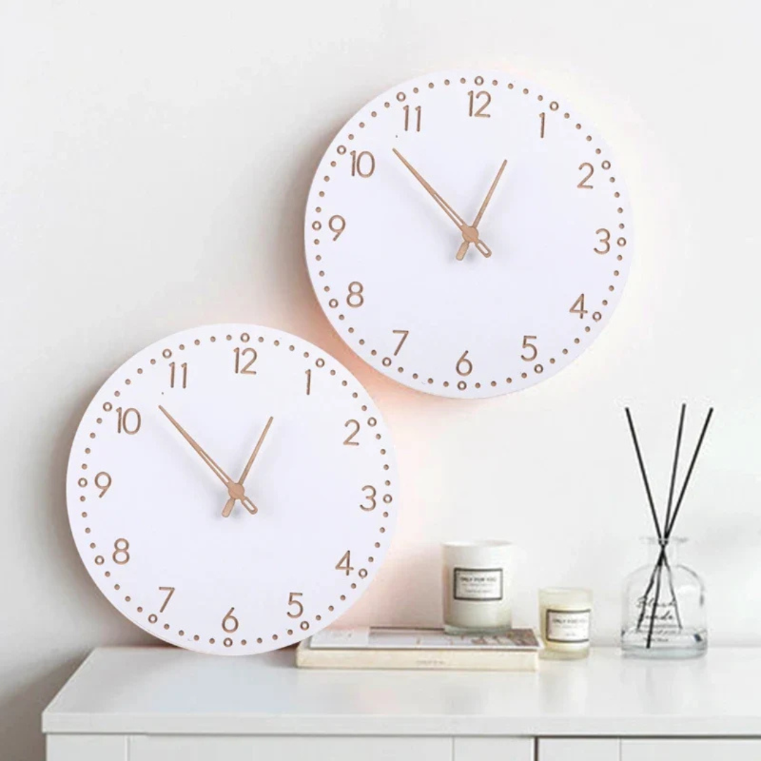 Orologio da parete in legno Horix Luxe per un interno elegante e naturale