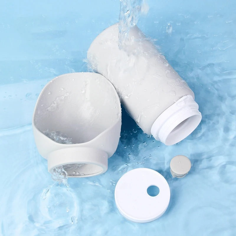 Bottiglia d'acqua pieghevole ecologica e comoda per chi è sempre in movimento