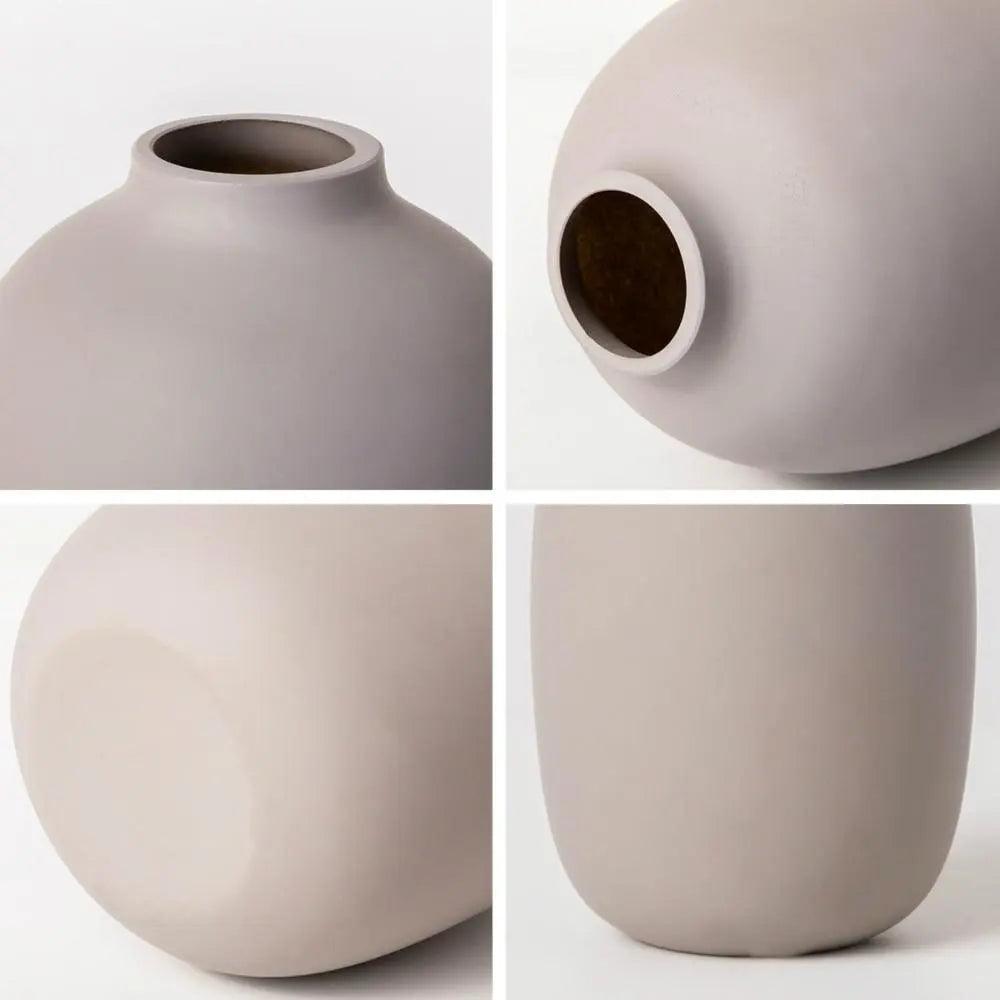 Collezione moderna di vasi in ceramica