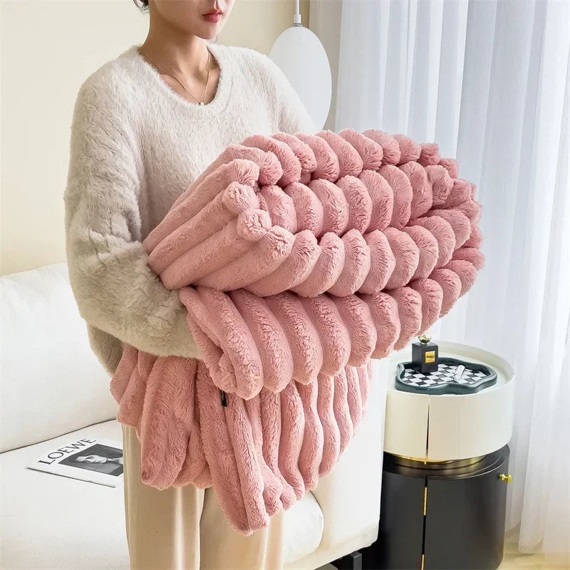 Comfort supremo: Coperta in pile morbida e calda con un accogliente motivo a quadri per giornate autunnali avvolgenti e serate invernali