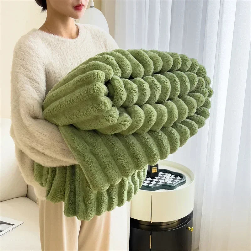 Comfort supremo: Coperta in pile morbida e calda con un accogliente motivo a quadri per giornate autunnali avvolgenti e serate invernali