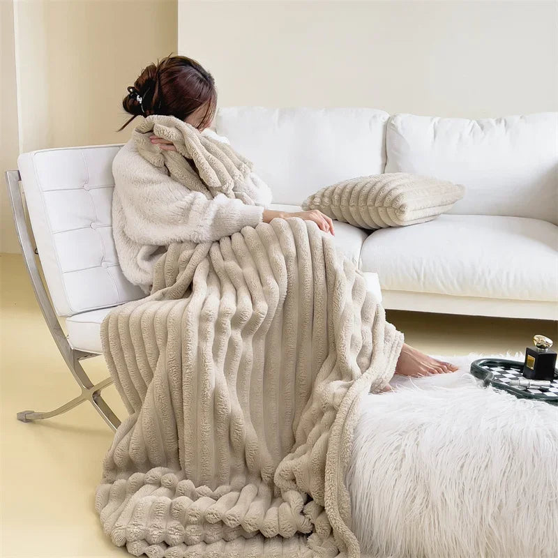 Comfort supremo: Coperta in pile morbida e calda con un accogliente motivo a quadri per giornate autunnali avvolgenti e serate invernali