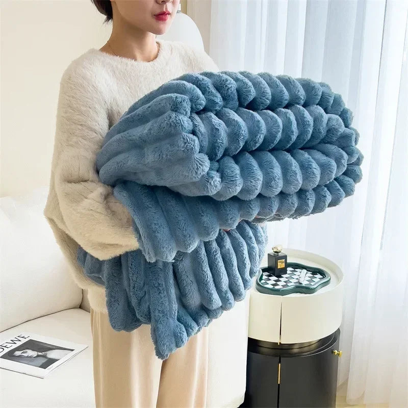 Comfort supremo: Coperta in pile morbida e calda con un accogliente motivo a quadri per giornate autunnali avvolgenti e serate invernali