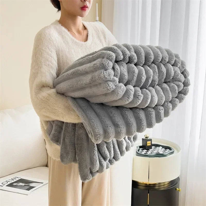 Comfort supremo: Coperta in pile morbida e calda con un accogliente motivo a quadri per giornate autunnali avvolgenti e serate invernali