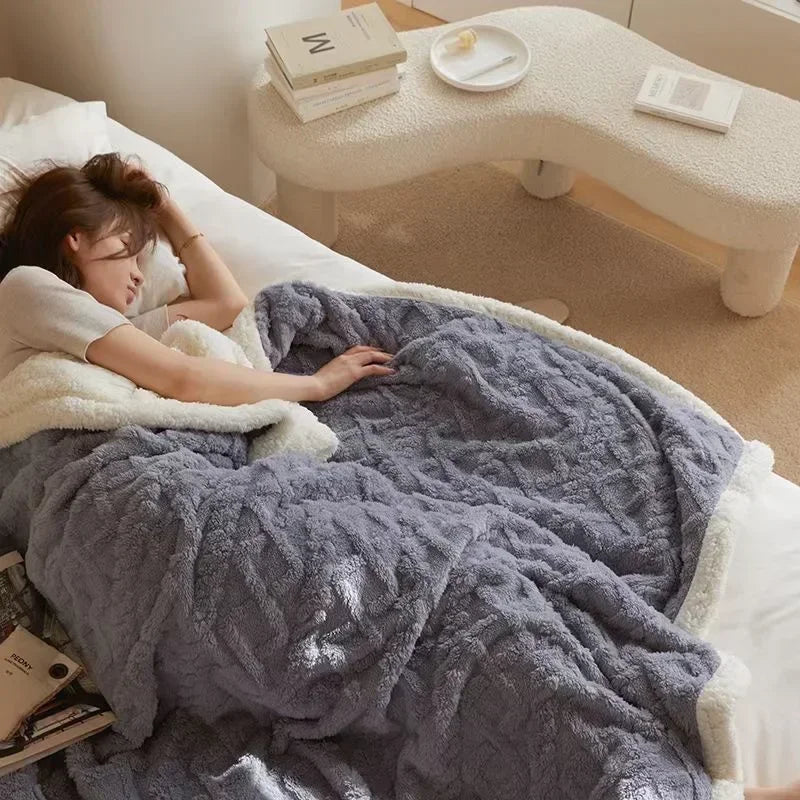 Coperta in lana e pile a doppio strato lussuosa per l'inverno per il massimo comfort e calore elegante