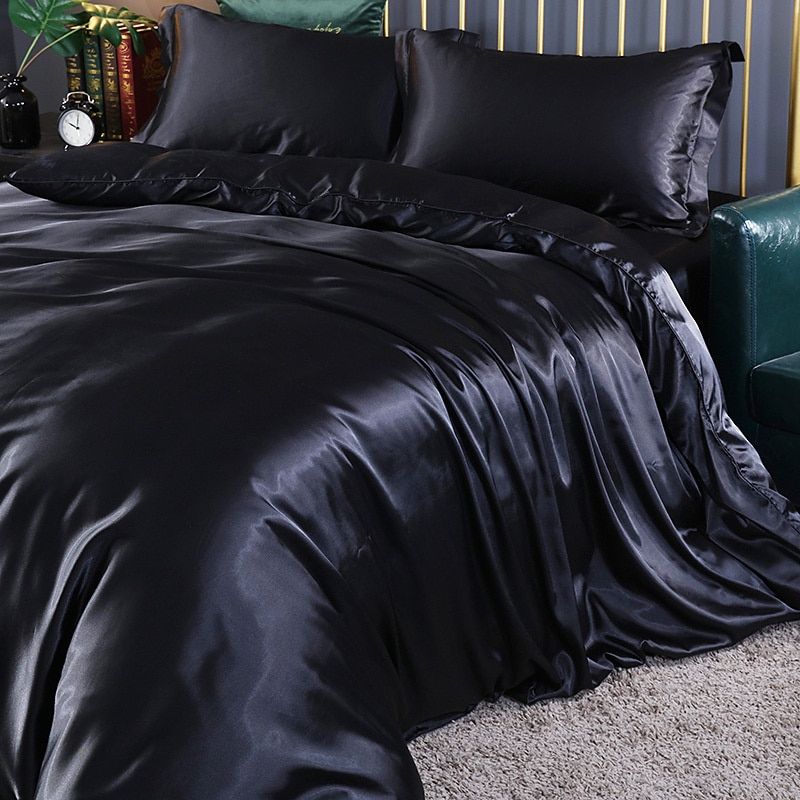 Set Copripiumino in Raso Elegante – Biancheria da Letto Moderna di Lusso con Finitura Chic