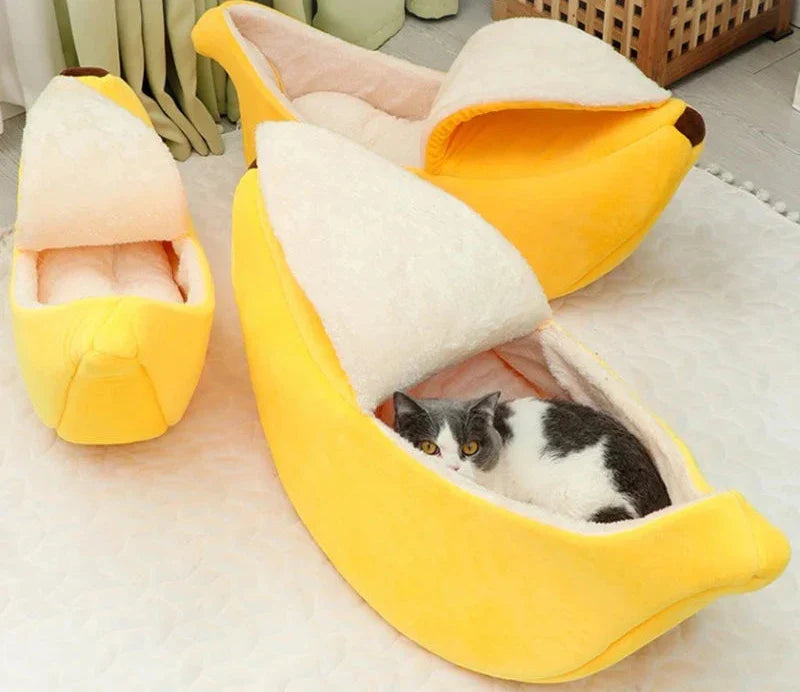 Cuccia Morbida e Accogliente per Gatti con un Tocco Giocoso