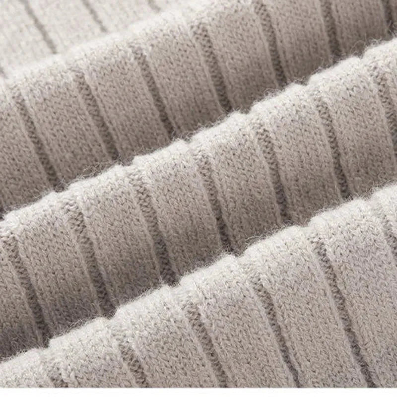 Lukas - Stylish half-zip sweater with an elegant stand-up collar